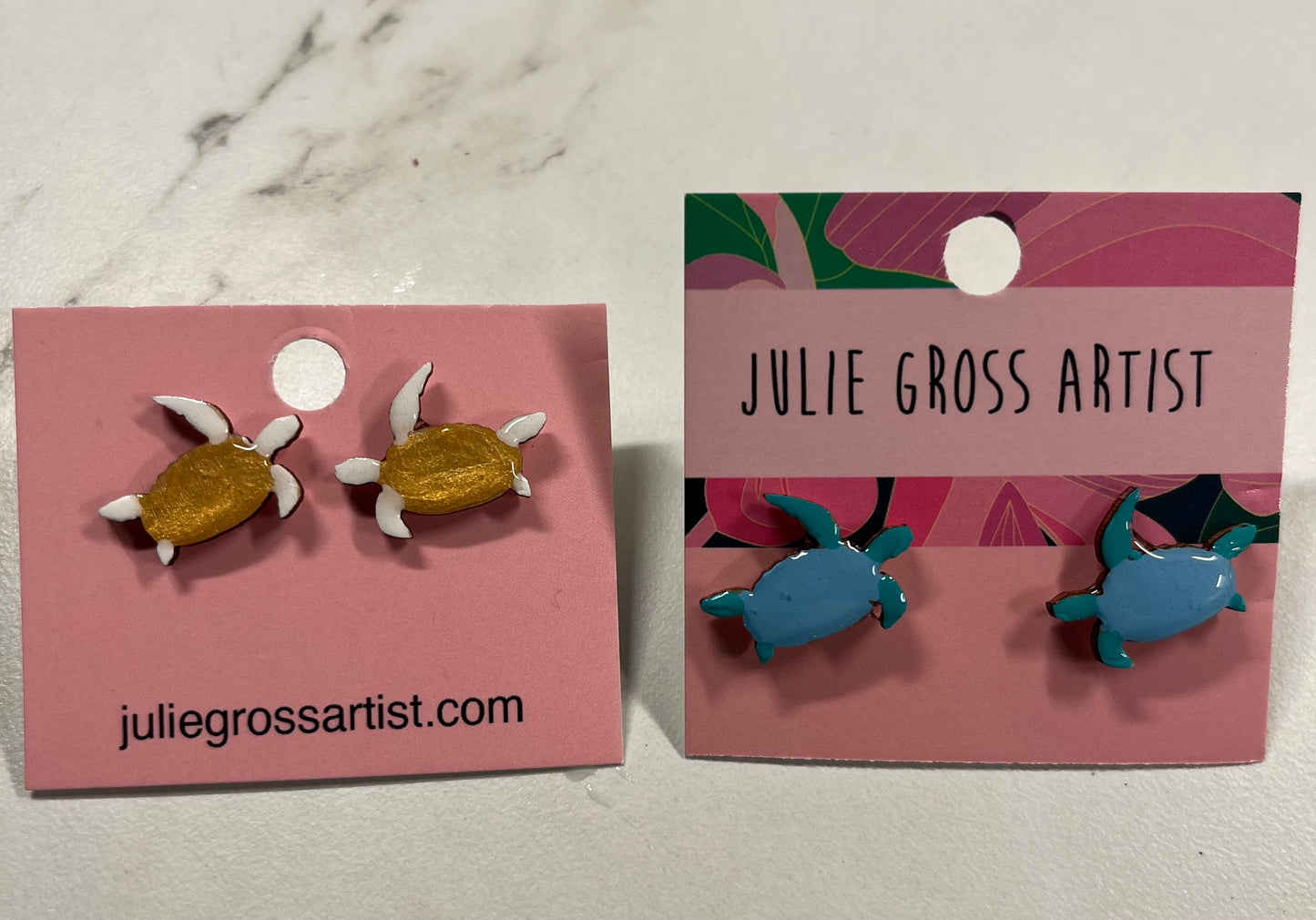Turtle stud earrings