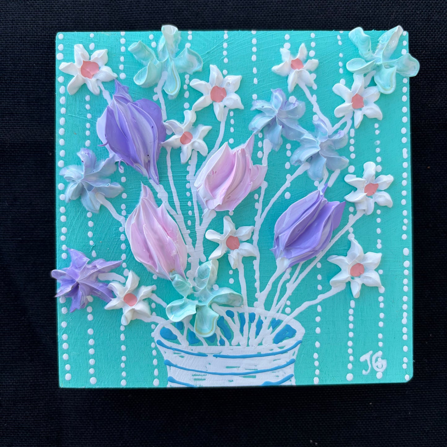 Floral on teal background - 4x4