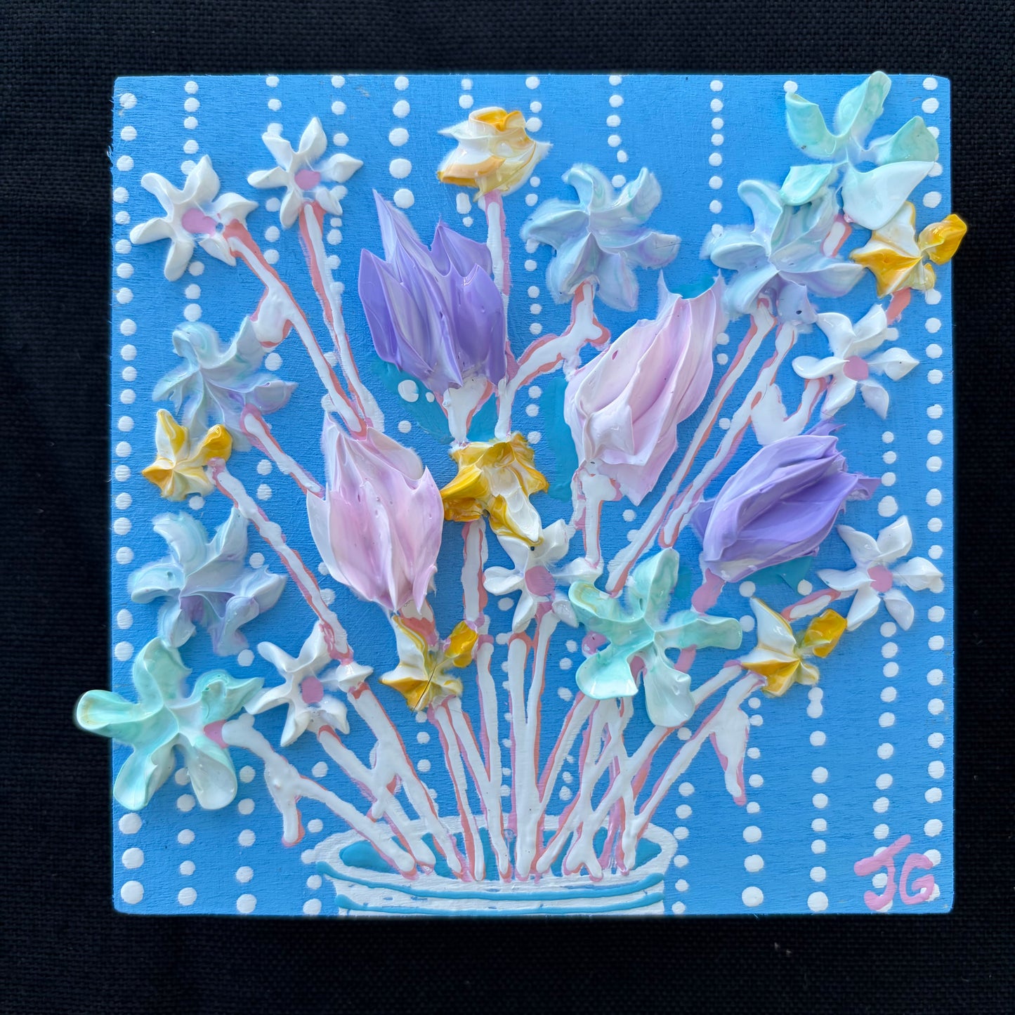 Floral on blue background - 4x4