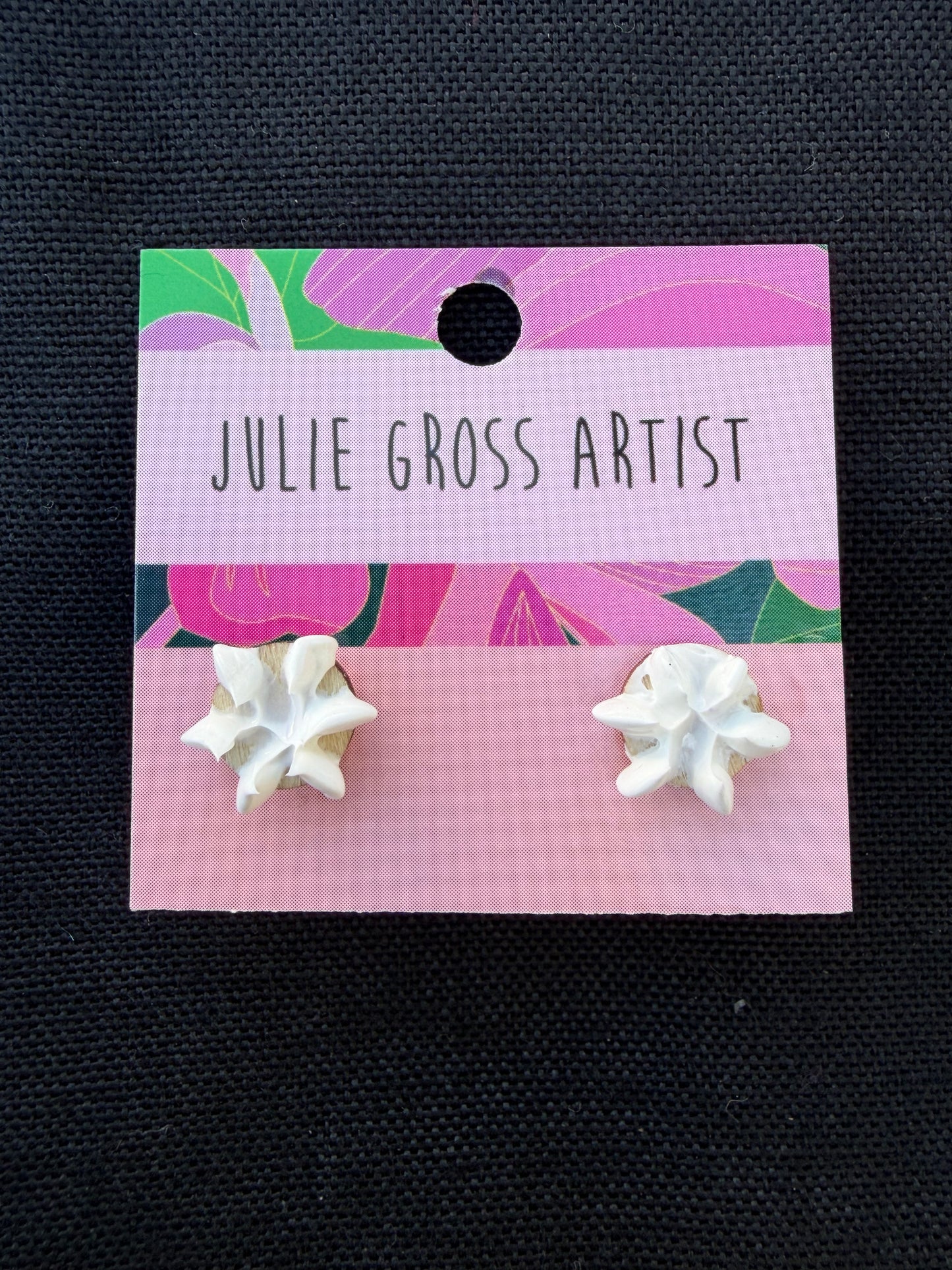 White 3d paint earrings