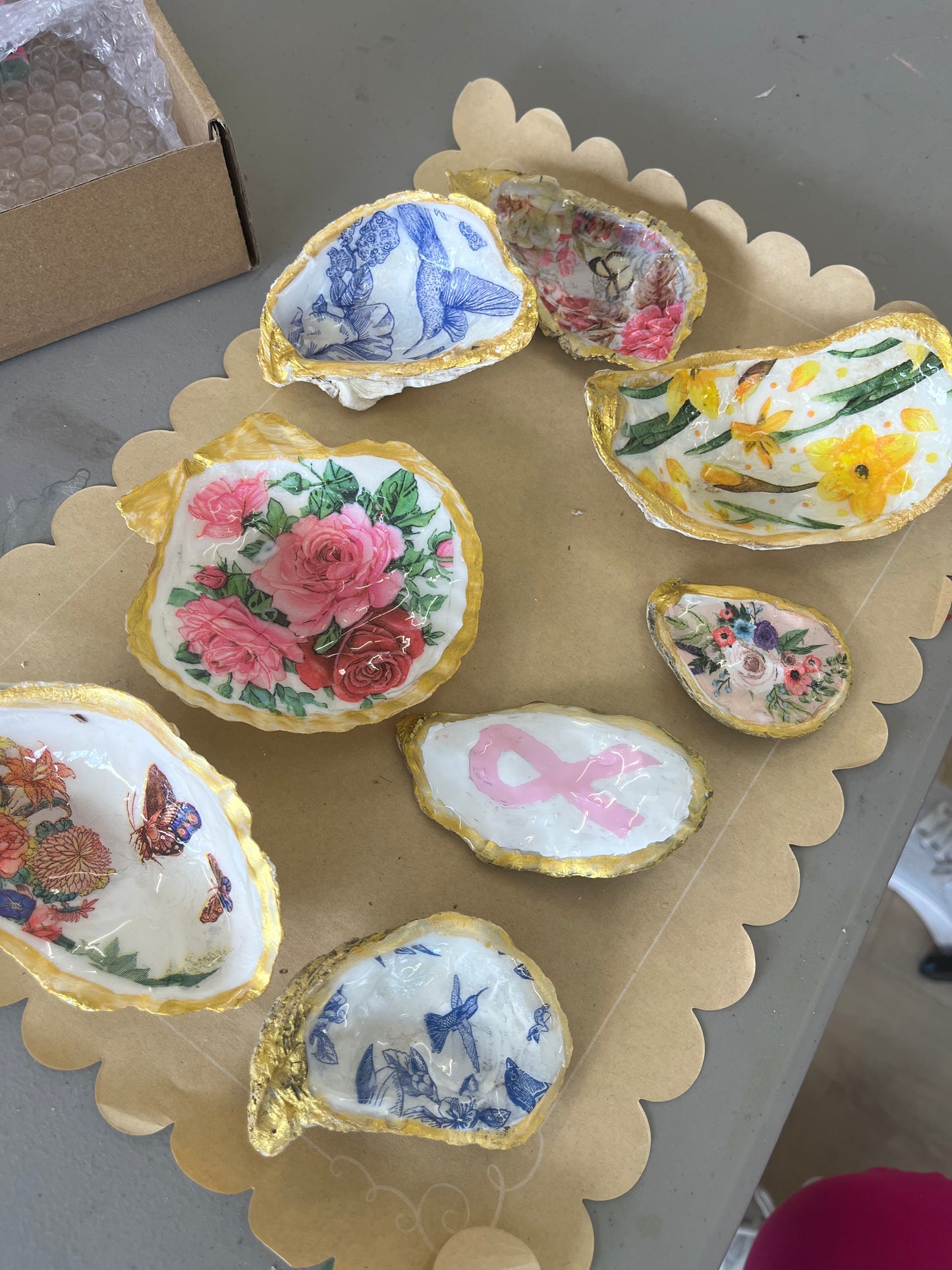 Workshop in a box- Oyster Decoupage