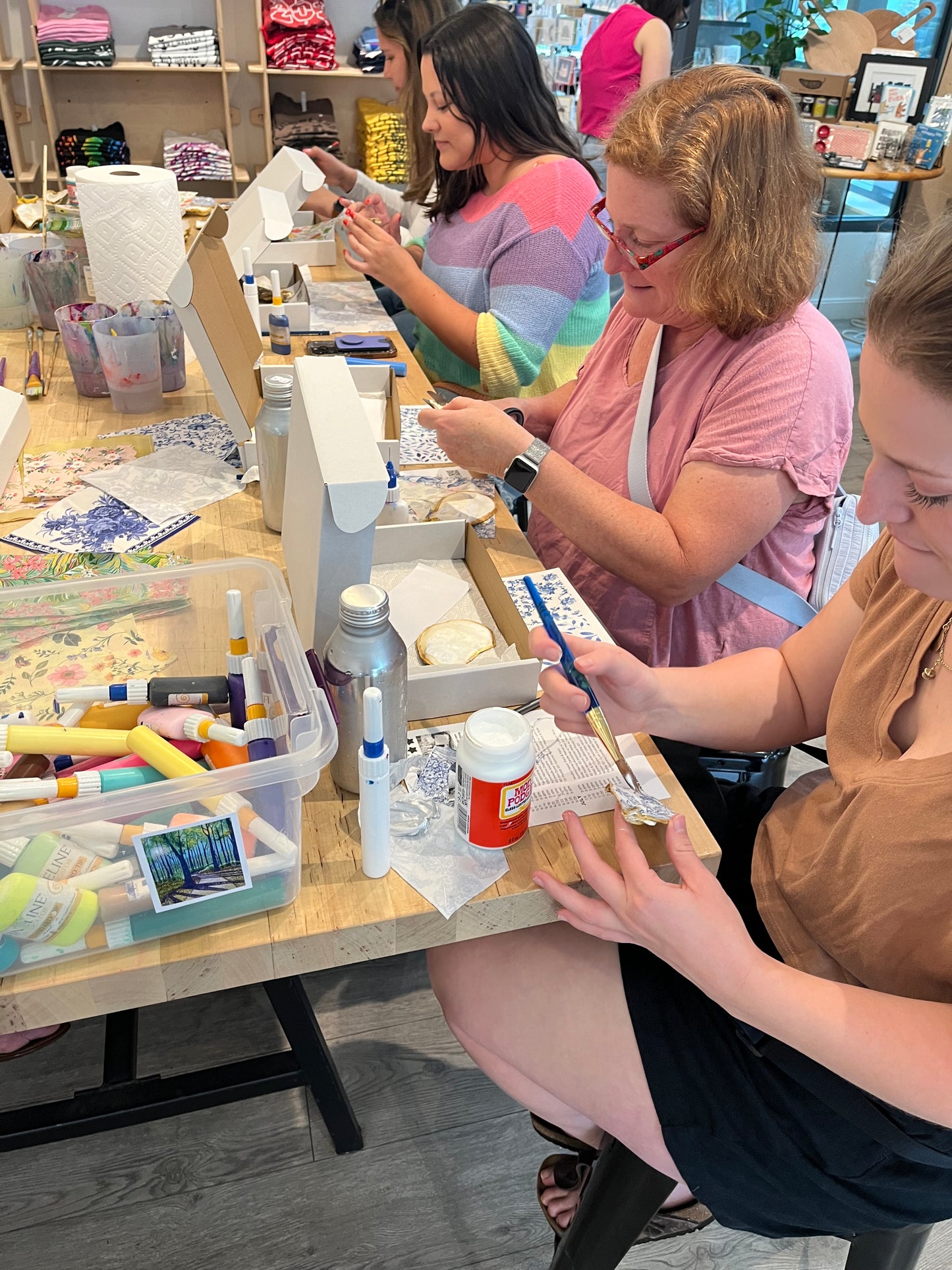 Workshop in a box- Oyster Decoupage